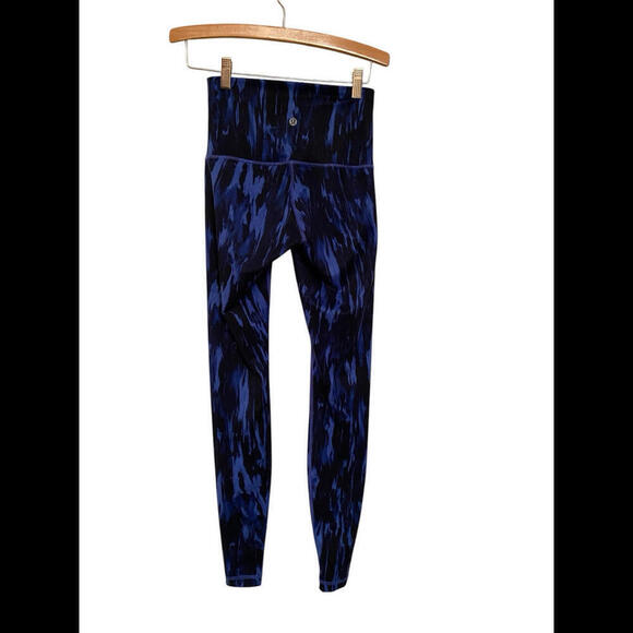 Lululemon Blue Pattern Full Length Leggings Sz.4 - Picture 2 of 3